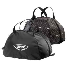 Uvex Helmtaschen in den zwei Auswahl-Farben schwarz-weiß mit großem Logo und schwarz-braun mit kleinen Logos im Allover-Print, Hintergrund weiß.