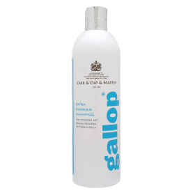 Vorderseite der weißen Produktflasche Gallop Pflege Shampoo Extra Stark 500 ml mit Aufschrift in blau, Produktangaben und Dossier-Verschluss in silber.